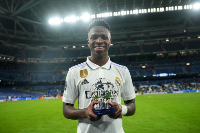 开云app官网下载评价-1助攻1参与 维尼修斯当选比赛MVP 5年内拿金球?!