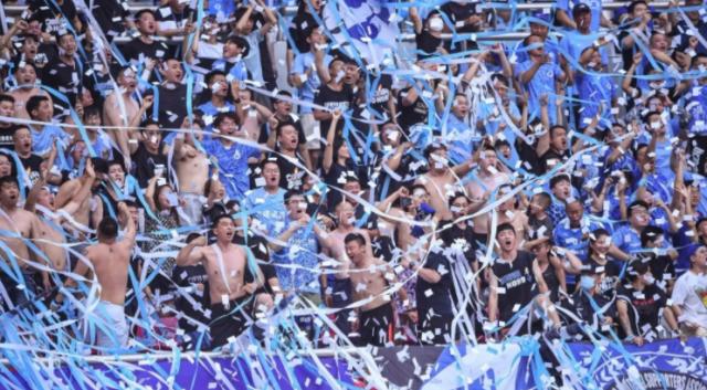 开云app官网下载评价-中超观众回归!生活本质是滥竽充数和锦上添花!