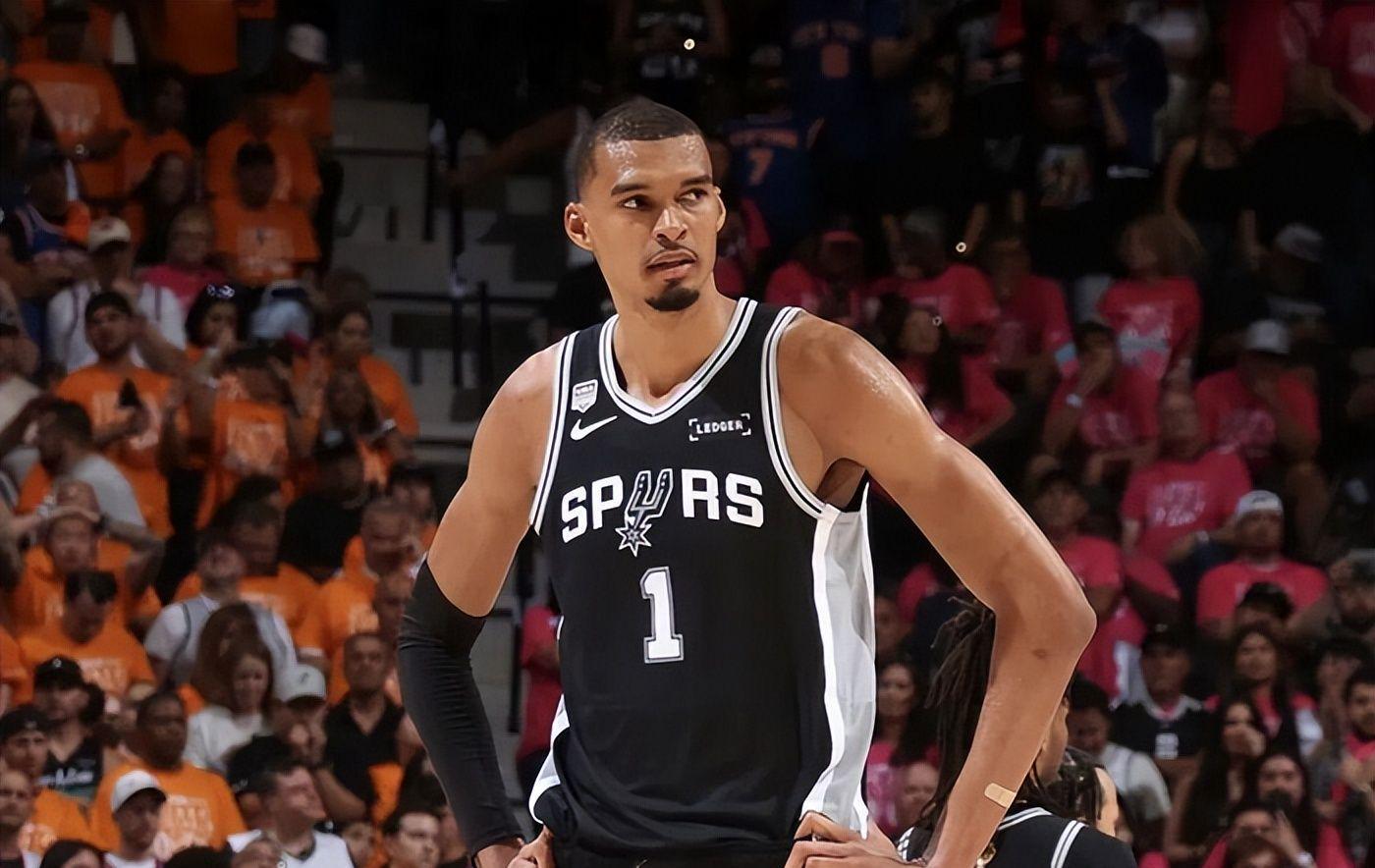 开云app官网下载地址-NBA总决赛G1大比分0-1！马刺完败尼克斯！文班亚马狂砍26分难救主